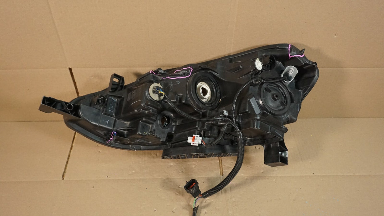 2016-2018 NISSAN SENTRA FRONT RIGHT PASSENGER SIDE HEADLIGHT HALOGEN OEM