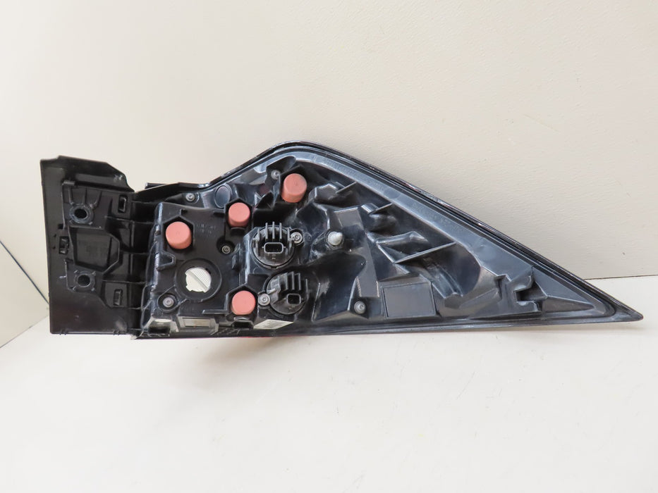 2019-2022 TOYOTA RAV4 REAR LEFT DRIVER SIDE TAIL LIGHT OEM 81560-0R09000