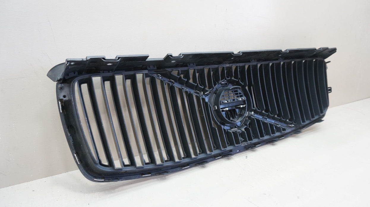 2016-2019 VOLVO XC90 FRONT RADIATOR GRILLE GRILL 31479207 OEM