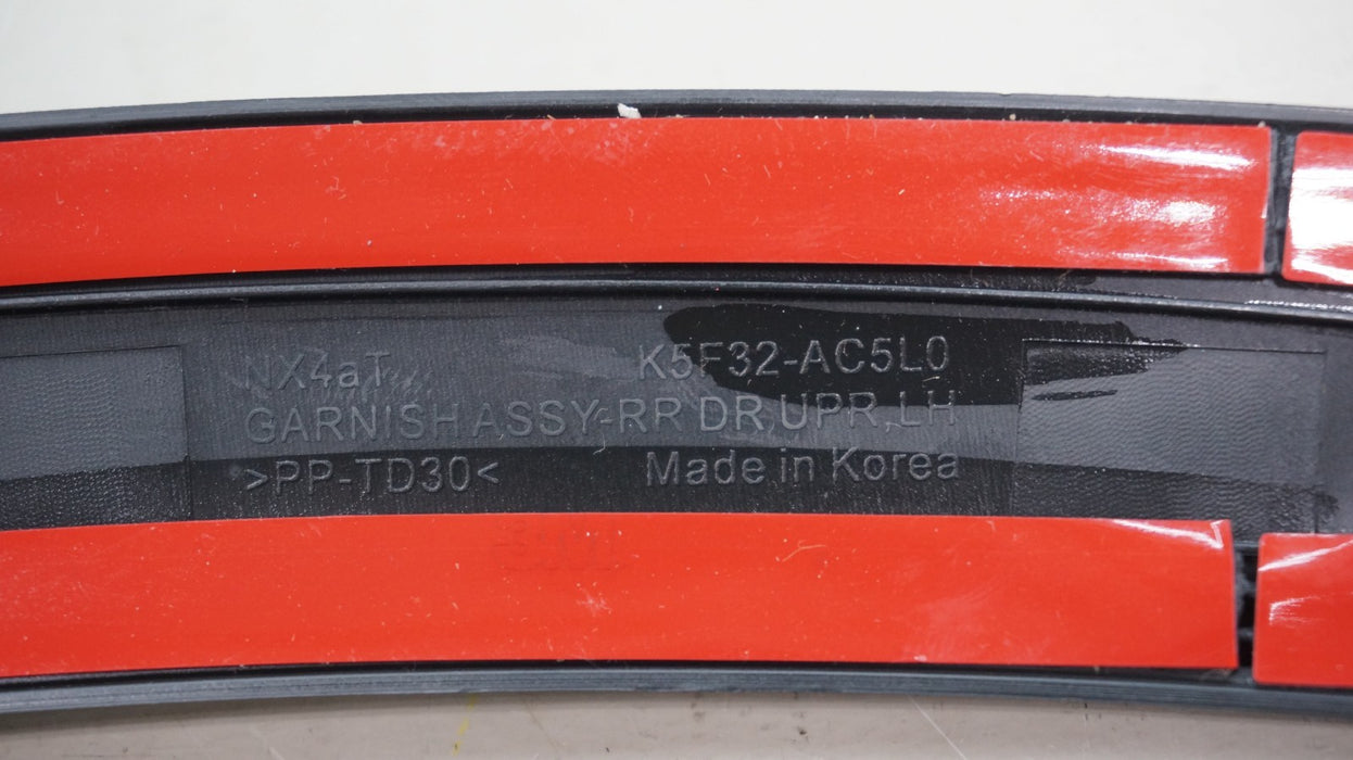 2022-2025 HYUNDAI SANTA CRUZ REAR LEFT DOOR GARNISH MOLDING OEM K5F32-AC5L0