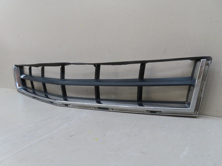 2010-2012 CADILLAC SRX SUV FRONT LOWER CENTER BUMPER GRILLE GRILL OEM 25778326