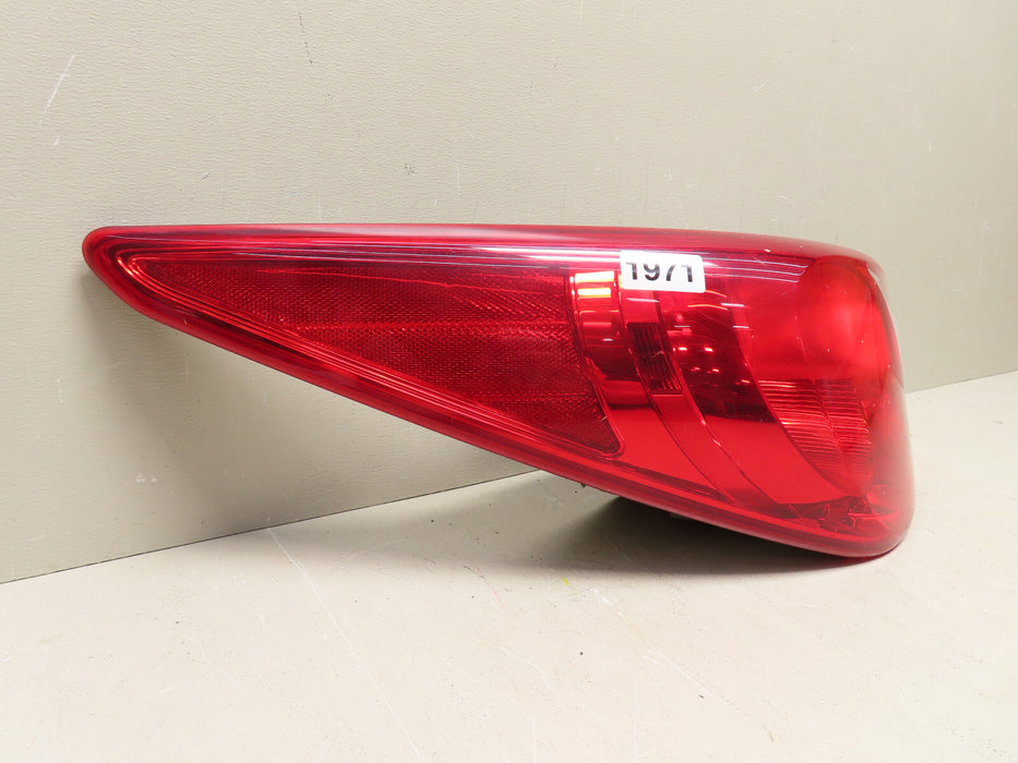 2011-2014 HYUNDAI SONATA REAR LEFT DRIVER SIDE OUTER TAIL LIGHT LAMP OEM