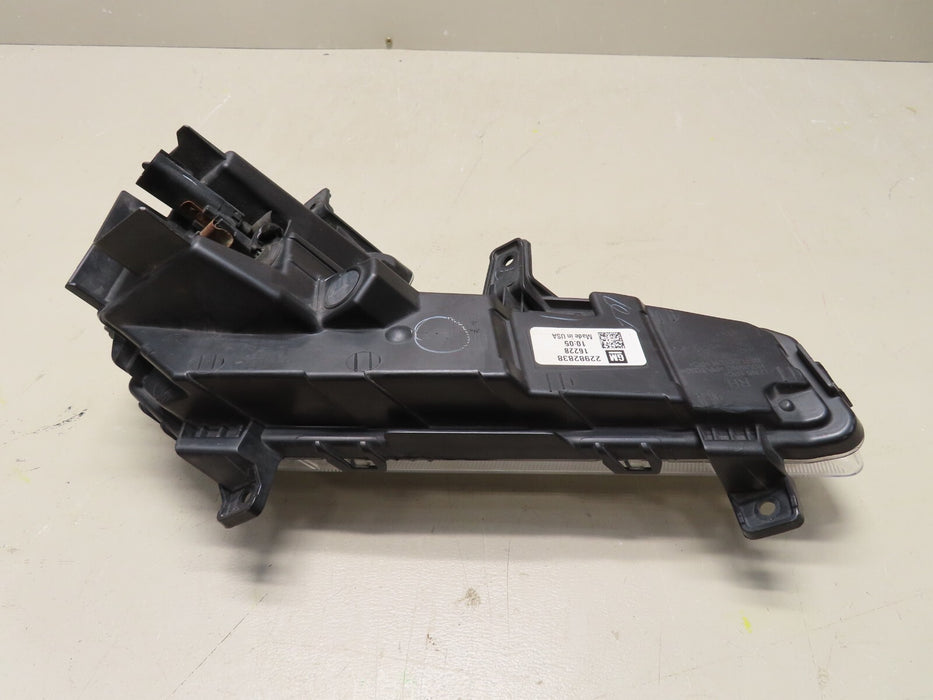 2016-2018 CHEVROLET MALIBU RIGHT DRL DAYTIME RUNNING LIGHT LED OEM 22982838