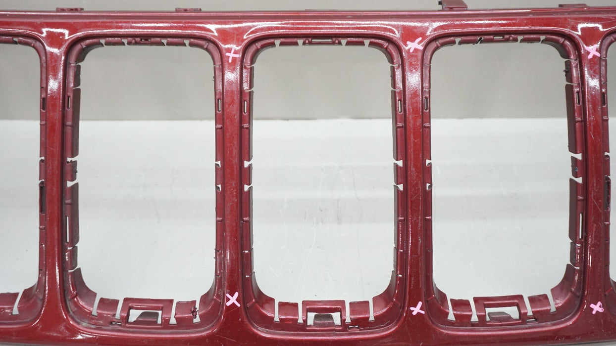 2014-2016 JEEP GRAND CHEROKEE FRONT UPPER CENTER RADIATOR GRILLE OEM 1WL32TRM