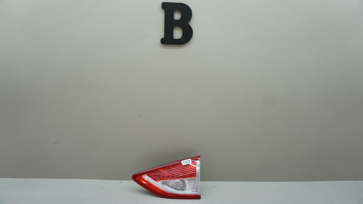 2013-2016 FORD ESCAPE REAR RIGHT PASSENGER SIDE INNER TAIL LIGHT OEM 14 15