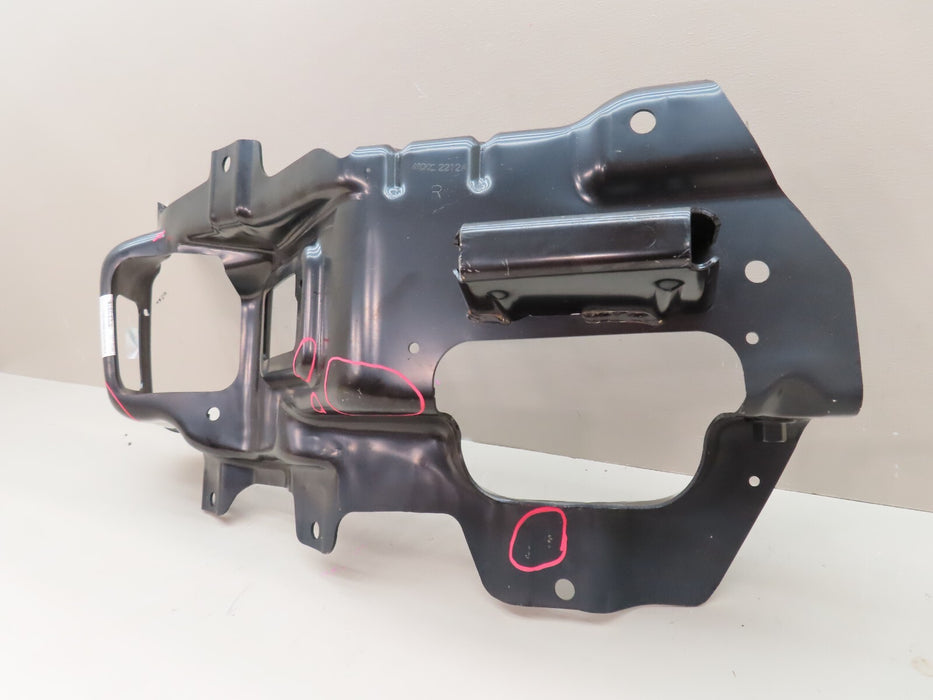2014-2015 GMC SIERRA 1500 FRONT RIGHT BUMPER MOUNT BRACKET AFTERMARKET GM1063109