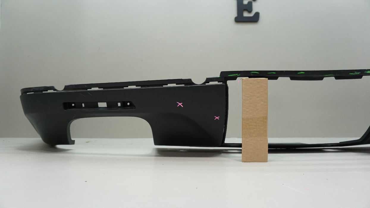 2017-2021 CHEVROLET TRAVERSE REAR LOWER VALANCE BUMPER COVER OEM 84294625
