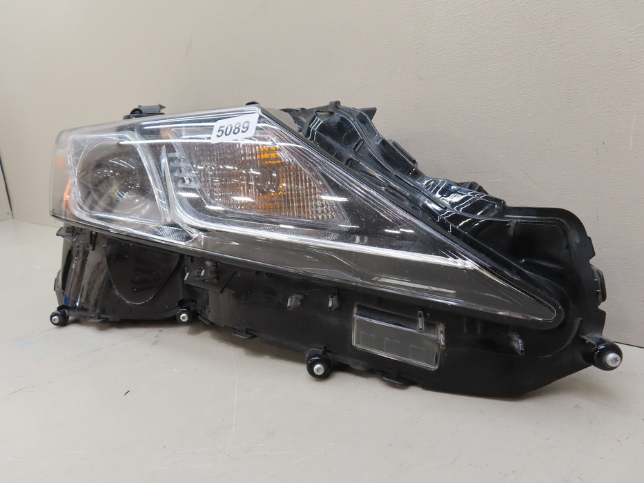 2018-2020 TOYOTA CAMRY FRONT RIGHT PASSENGER SIDE HEADLIGHT  LED LENS OEM