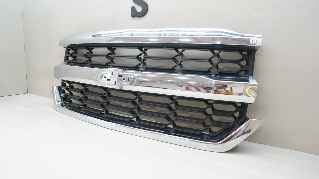 2016-2018 CHEVROLET SILVERADO 1500 FRONT BUMPER RADIATOR GRILLE OEM 2338604