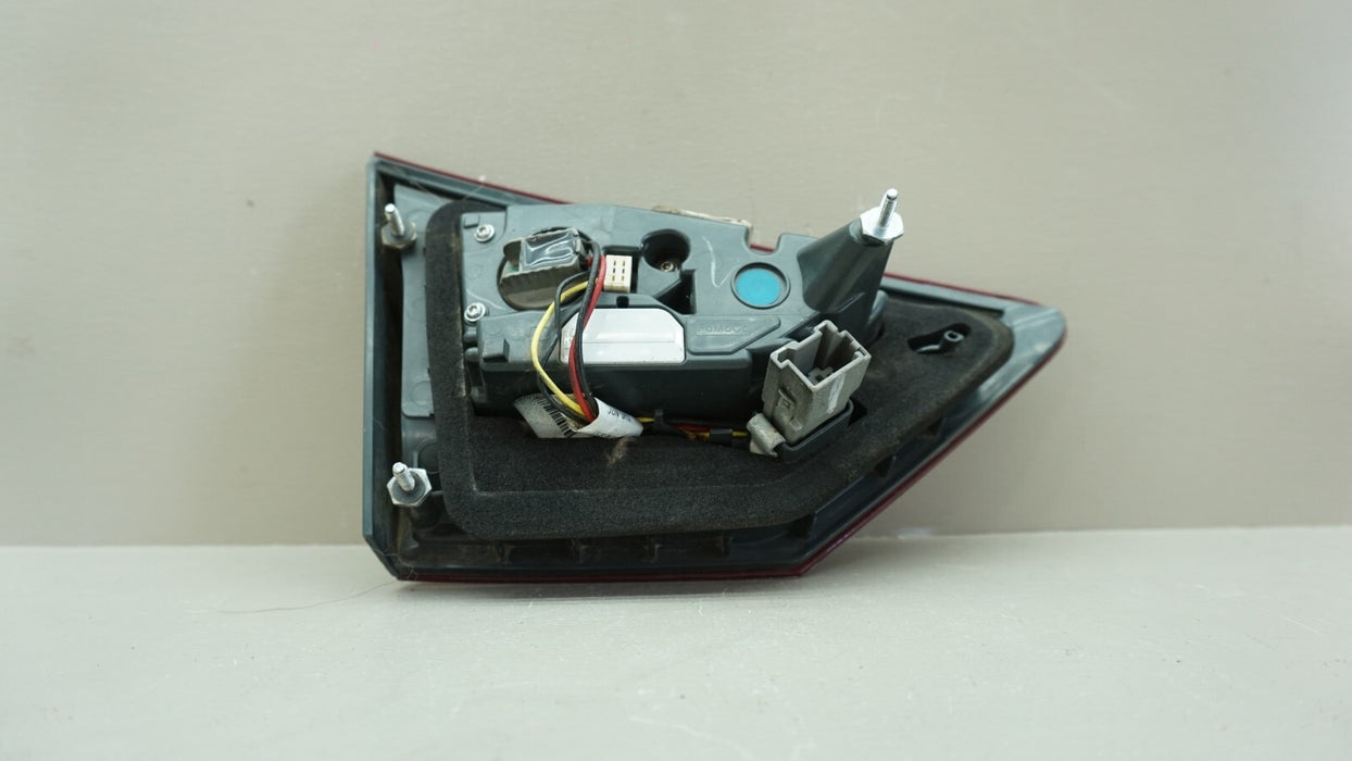 2013-2016 FORD FUSION REAR RIGHT SIDE INNER TAIL LIGHT LAMP OEM DS73-13A602-AD