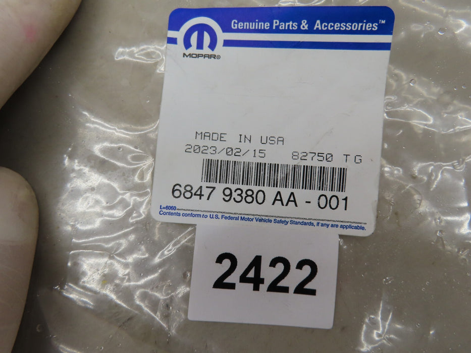 2021-2023 JEEP GRAND CHEROKEE L TAILGATE LIFTGATE WEATHERSTRIP OEM 68479380AA