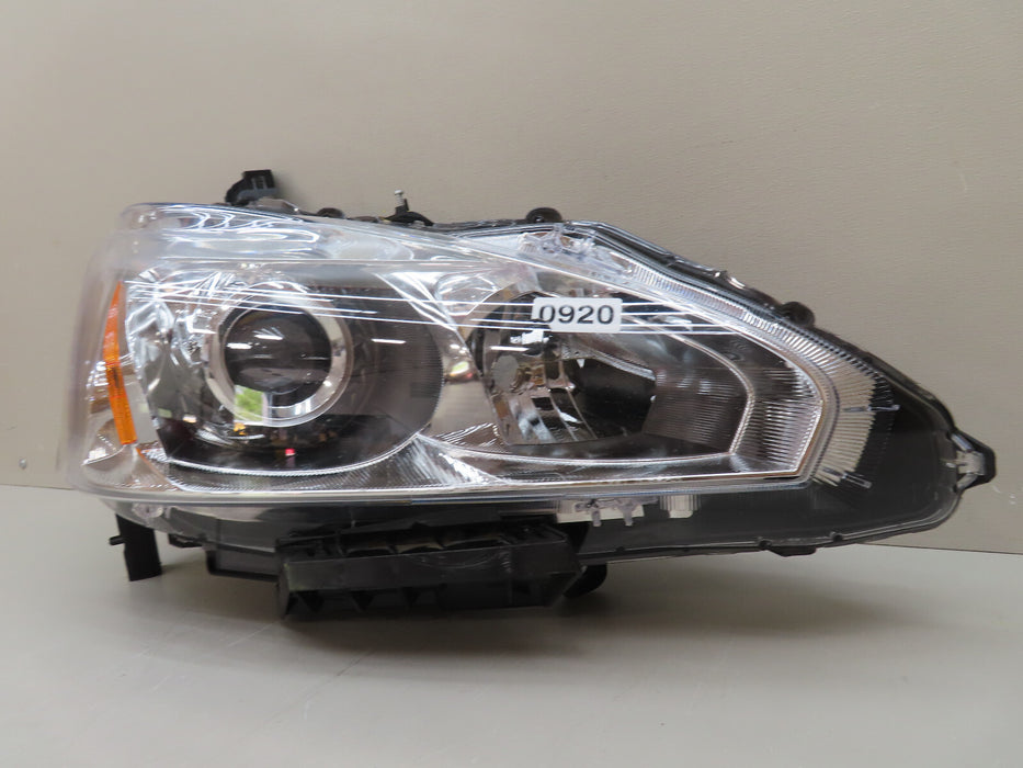 2013 2014 2015 NISSAN ALTIMA FRONT RIGHT PASSENGER SIDE HEADLIGHT HAOLGEN OEM
