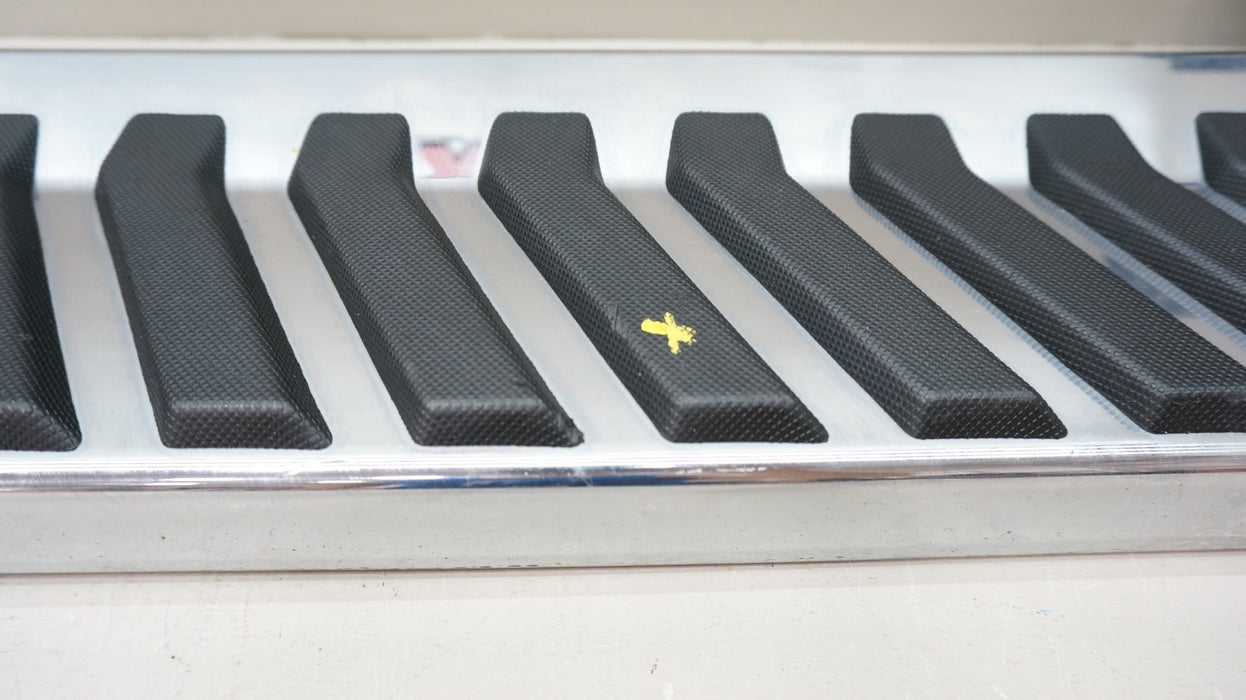 2015-2020 FORD F-150 LEFT DRIVER SIDE RUNNING BOARD NERF BAR OEM FL3Z-16451