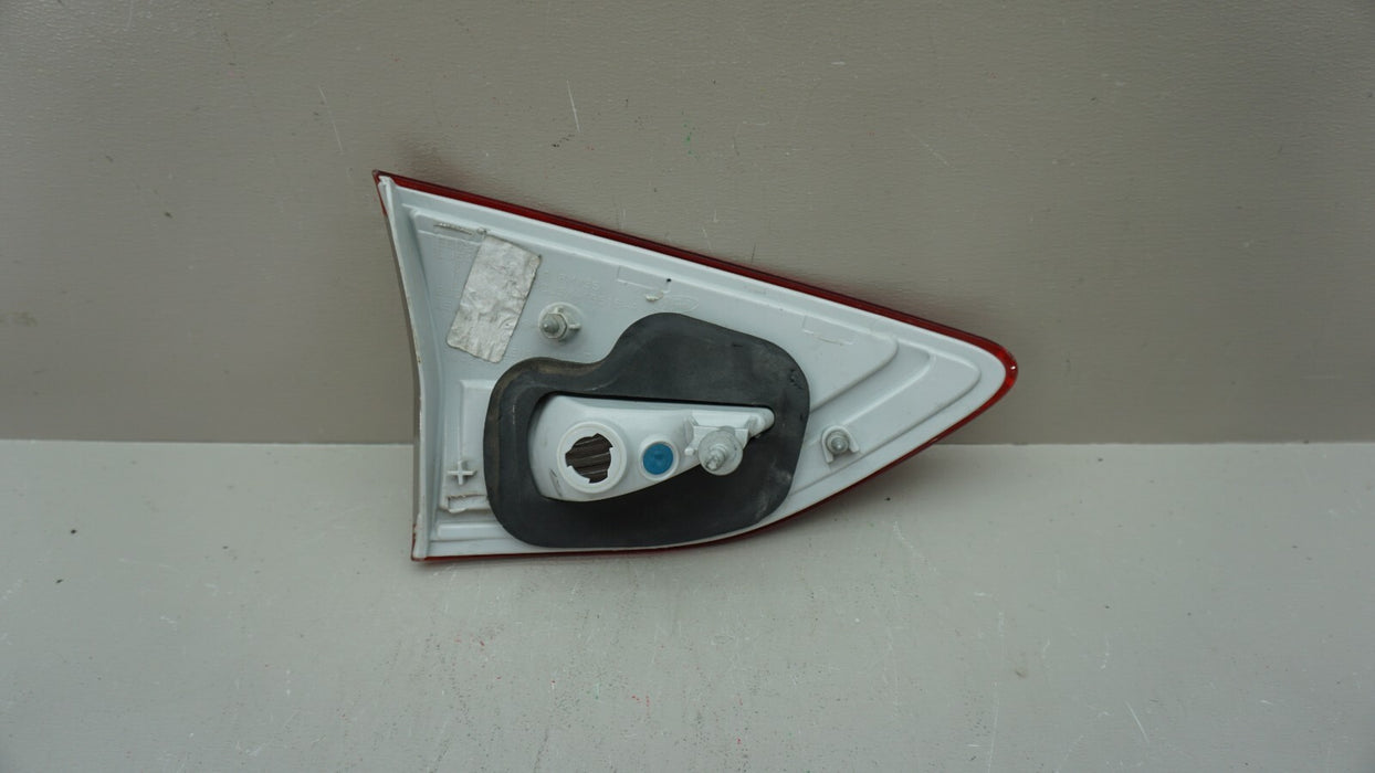2013-2016 FORD ESCAPE REAR RIGHT PASSENGER SIDE INNER TAIL LIGHT OEM 13 14 15 16