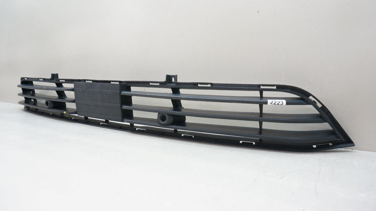 2018-2020 INFINITI QX80 FRONT LOWER BUMPER GRILLE OEM 622566GW0E
