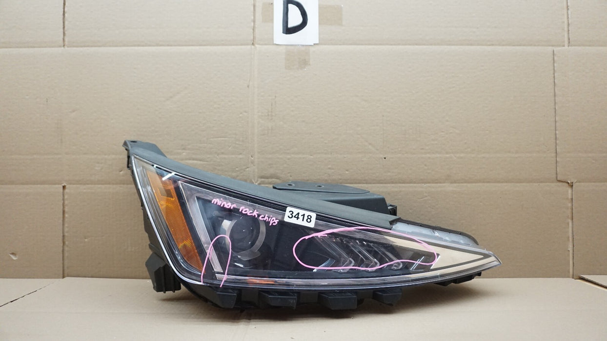 2019-2020 HYUNDAI ELATNRA FRONT RIGHT PASSENGER SIDE HEADLIGHT HALOGEN OEM 19 20