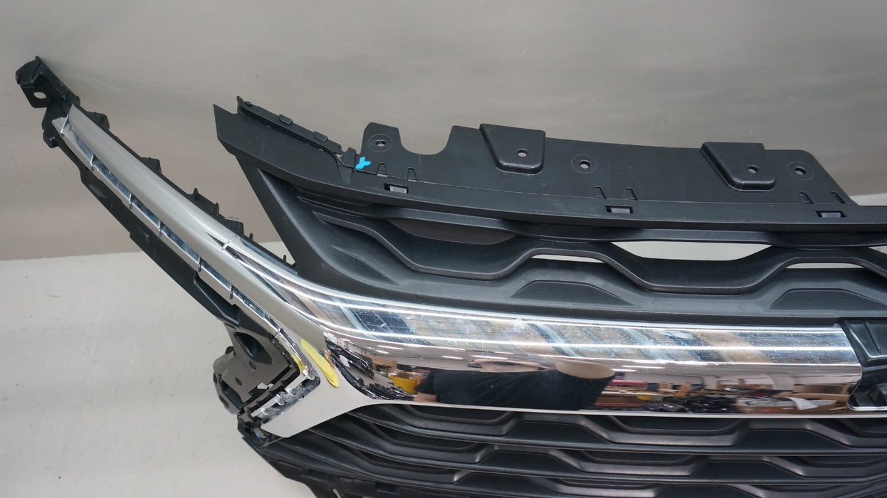 2023-2026 CHEVROLET BLAZER FRONT GRILLE OEM 42744931