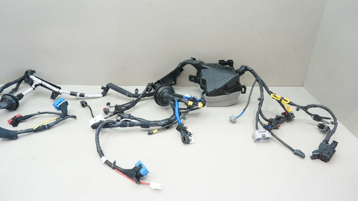 2024-2026 HYUNDAI SANTA FE 2.5L ENGINE WIRE WIRING HARNESS & FUSE BOX 91200R6130