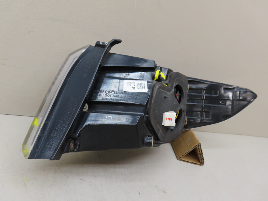 2016 2017 HYUNDAI SONATA REAR LEFT DRIVER SIDE TAIL LIGHT OUTER OEM