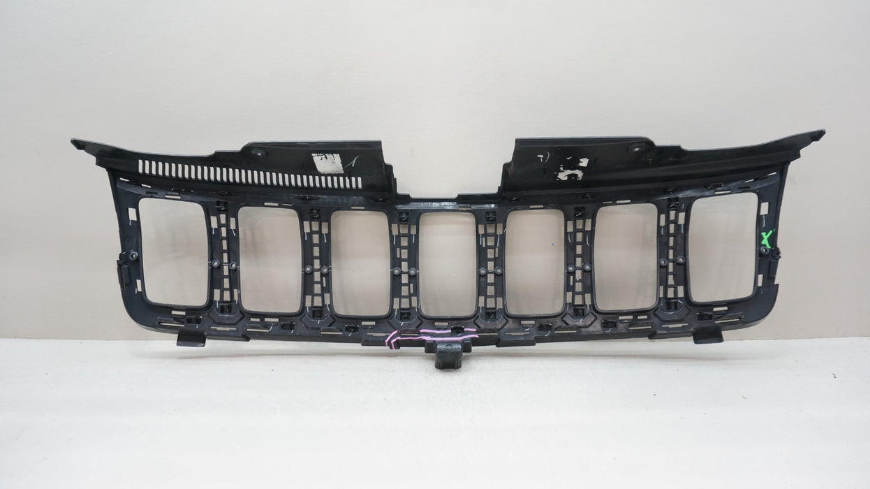 2016-2022 JEEP GRAND CHEROKEE FRONT UPPER BUMPER RADIATOR GRILLE OEM 68258419AA