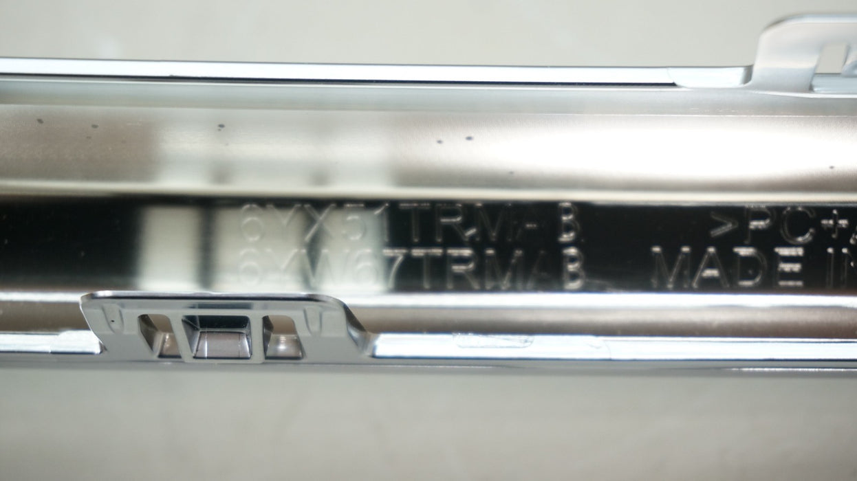 2022-2025 JEEP GRAND CHEROKEE FRONT BUMPER CENTER MOLDING TRIM 6YW67SZ7AB OEM