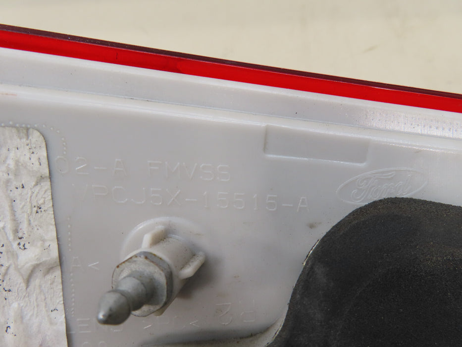 2013-2016 FORD ESCAPE REAR RIGHT PASSENGER SIDE TAIL LIGHT LAMP OEM