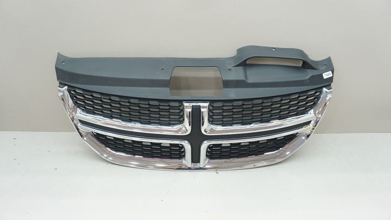 2011-2018 DODGE JOURNEY FRONT CENTER RADIATOR GRILLE OEM 68080192AA