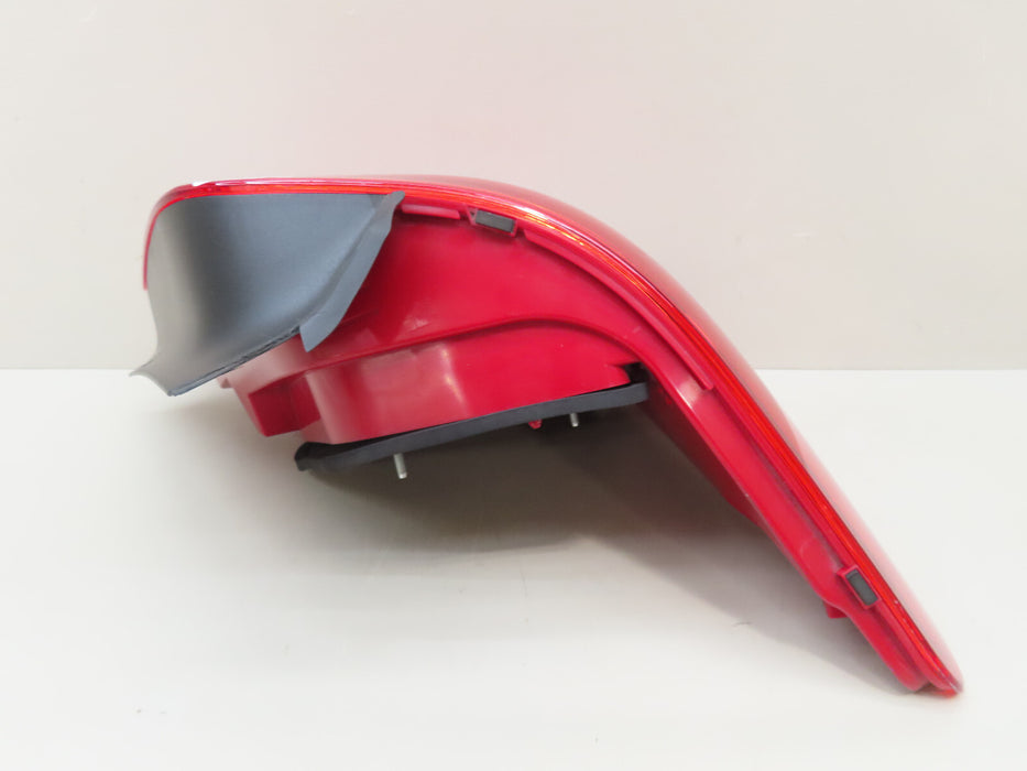 2013-2015 MERCEDES-BENZ GLK 250 REAR LEFT DRIVER SIDE TAIL LIGHT OEM A2049060357