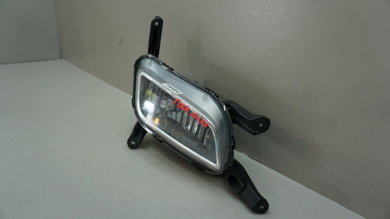 2014-2015 KIA OPTIMA FRONT RIGHT PASSENGER SIDE FOG LIGHT HALOGEN OEM 92202-2T5