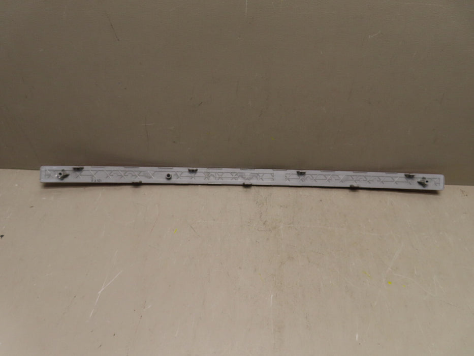 2021 2022 HYUNDAI SANTA FE REAR REFLECTOR CENTER OEM 92409-S1500...