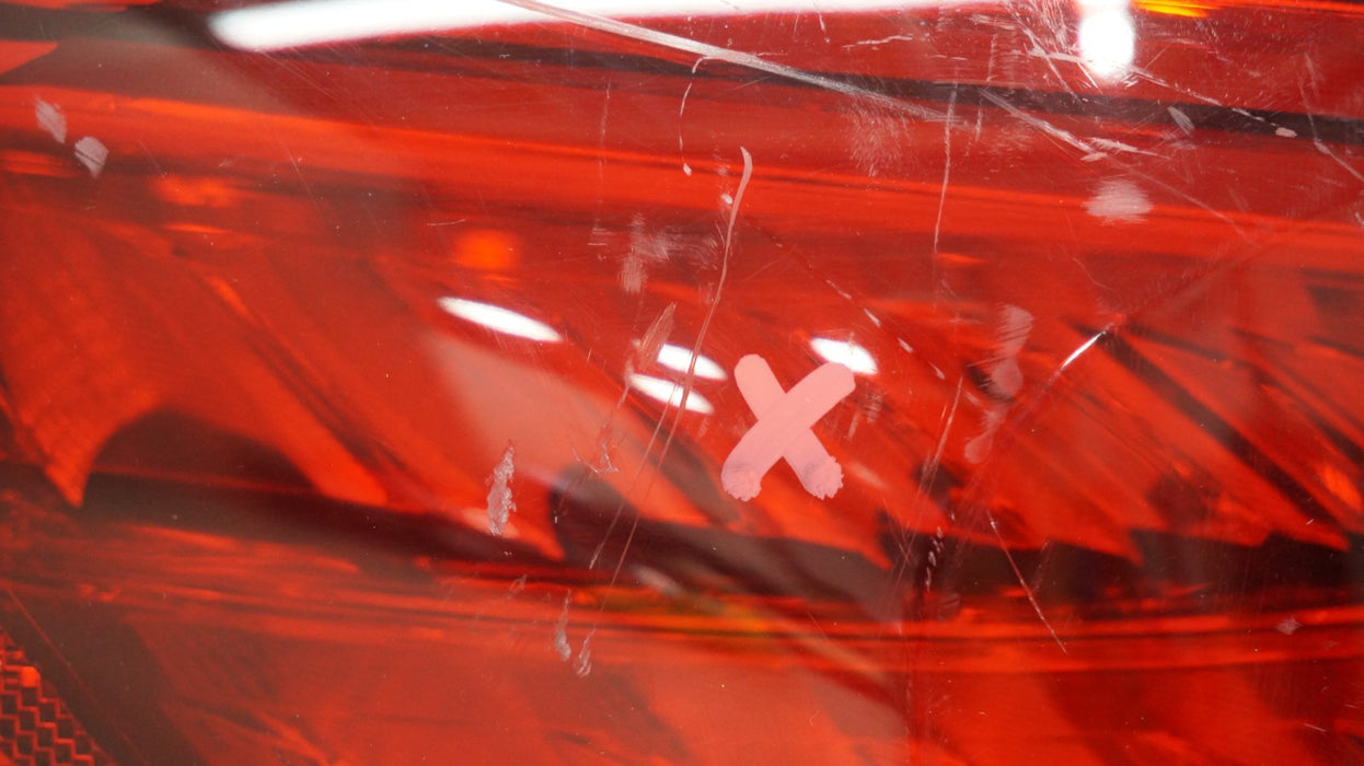 2019-2021 MERCEDES BENZ C-CLASS REAR LEFT DRIVERS SIDE TAIL LIGHT OEM