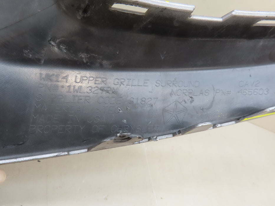 2014-2017 JEEP CHEROKEE FRONT RADIATOR GRILLE GRILL OEM 1WL32TRM