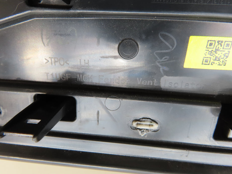 GENUINE GM FRONT LEFT DRIVER SIDE FENDER VENT OEM