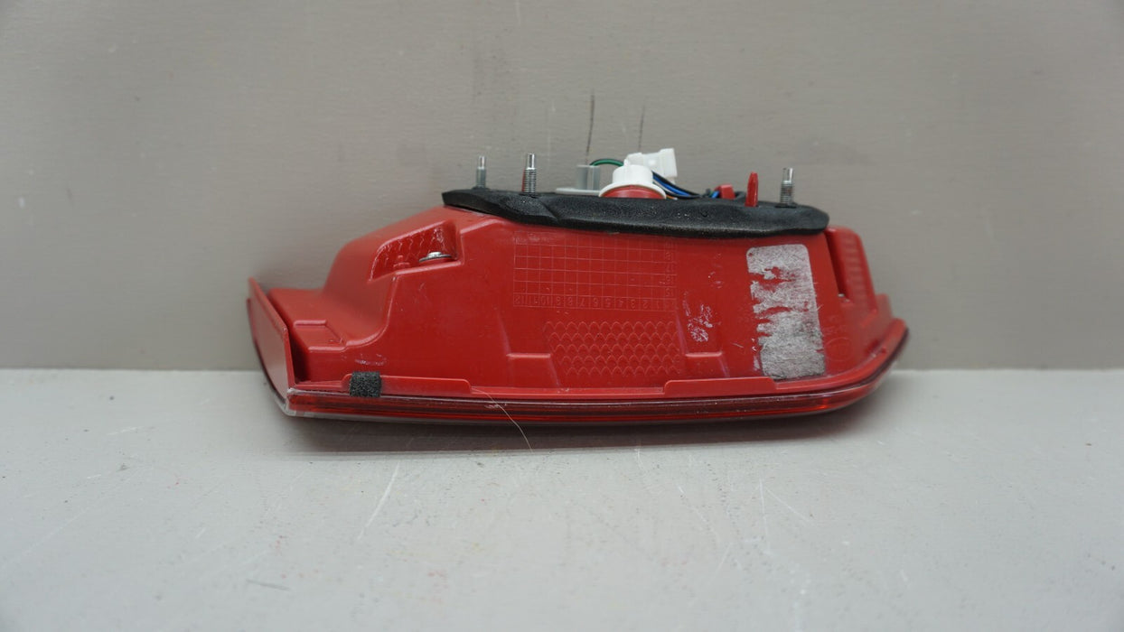 2016-2020 KIA OPTIMA REAR RH RIGHT PASSENGER SIDE INNER TAIL LIGHT OEM