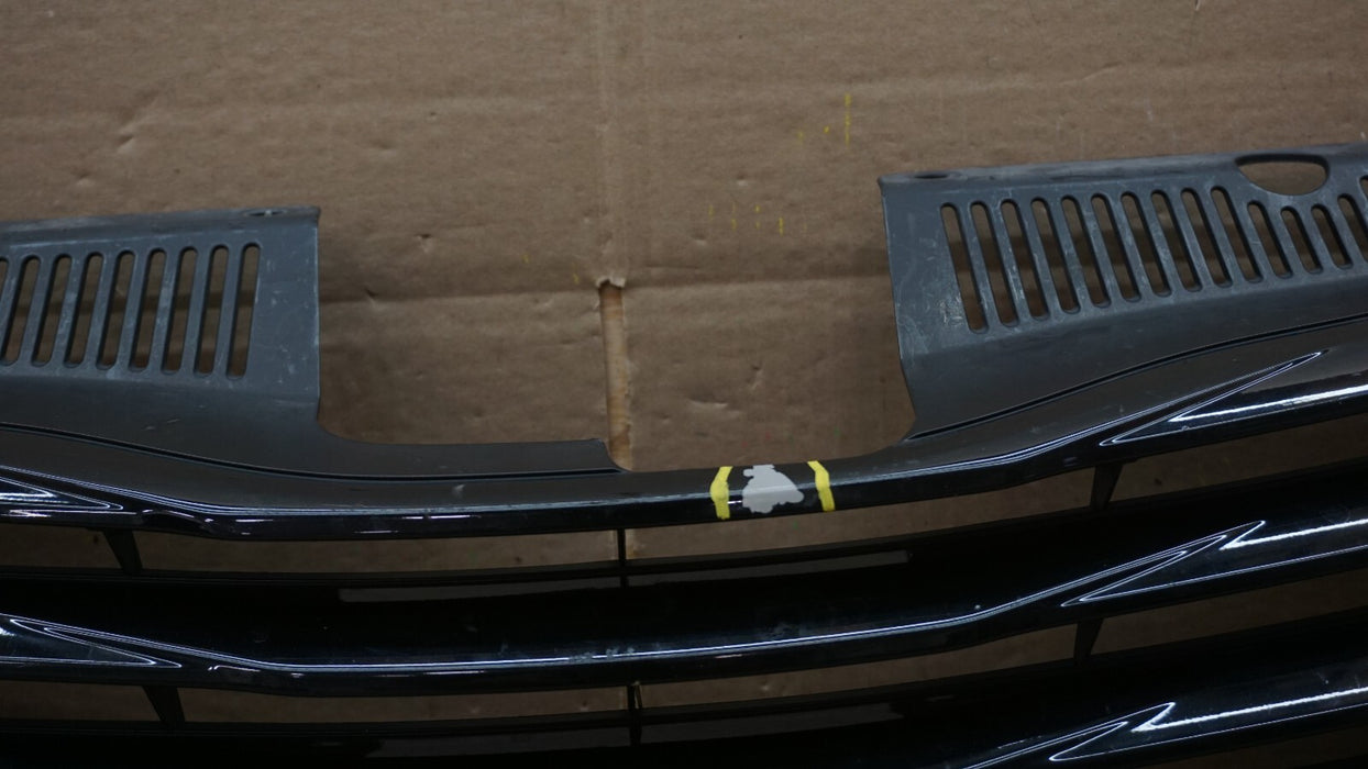 2011-2017 TOYOTA SIENNA FRONT BUMPER GRILL GRILLE OEM 5310108070