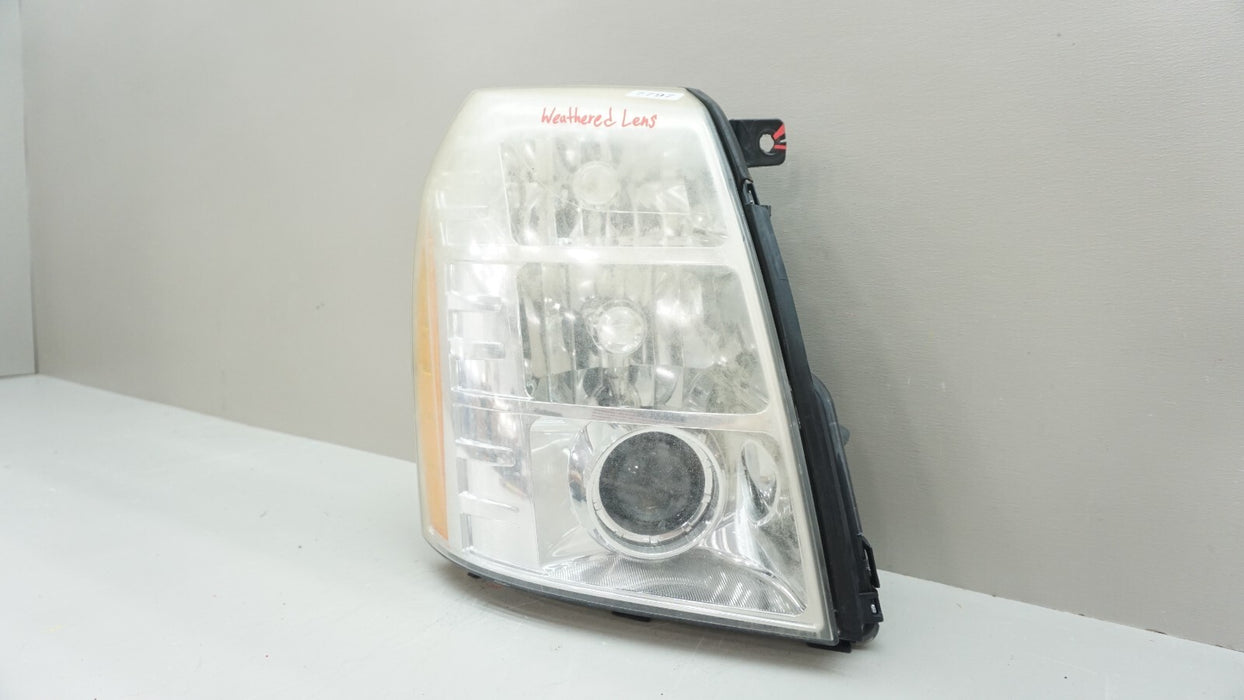2009-2014 CADILLAC ESCALADE FRONT RIGHT SIDE HALOGEN HEADLIGHT LAMP OEM