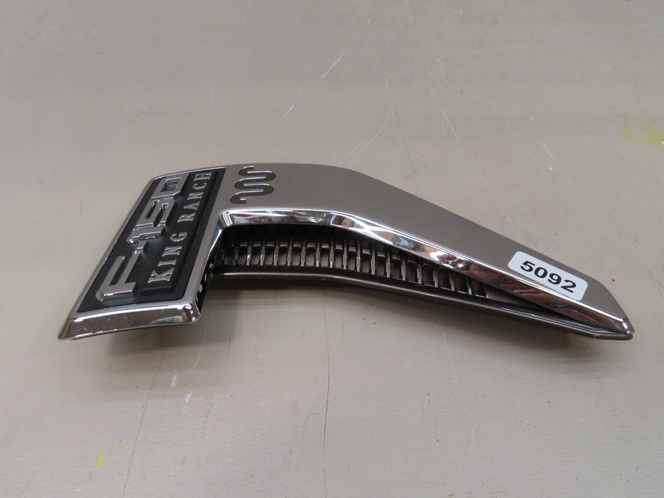 2021 2022 2023 FORD F-150 KING RANCH FRONT RIGHT PASSENGER FENDER NAME PLATE OEM