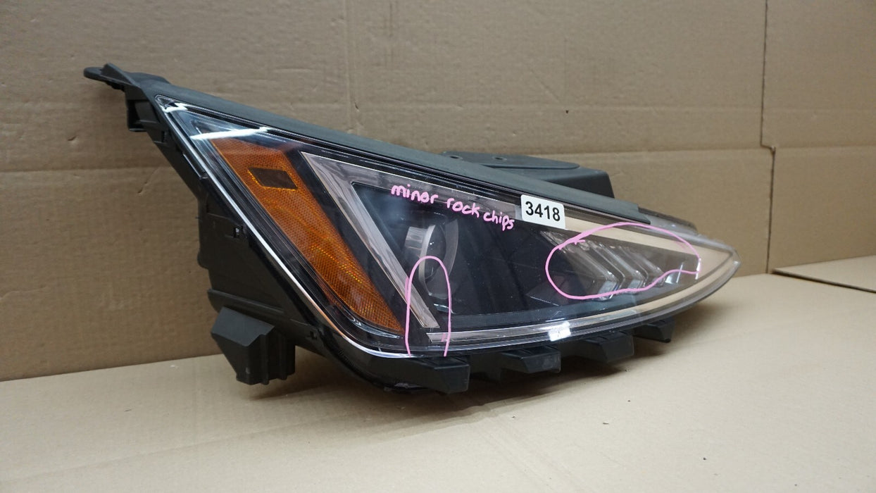 2019-2020 HYUNDAI ELATNRA FRONT RIGHT PASSENGER SIDE HEADLIGHT HALOGEN OEM 19 20