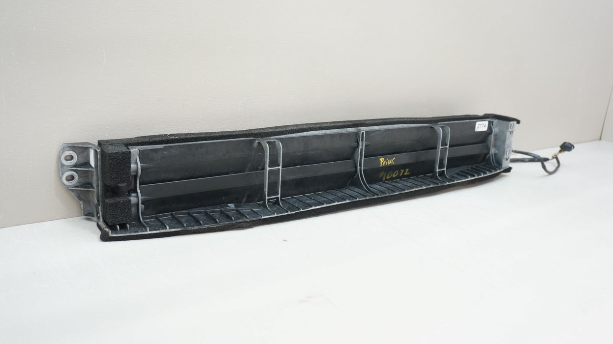2017-2019 TOYOTA PRIUS LOWER ACTIVE AIR SHUTTER W / MOTOR OEM 5301947011