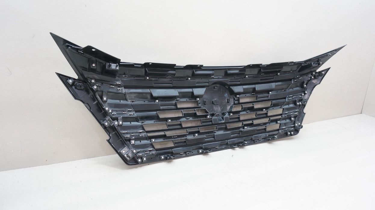 2024-2025 NISSAN ROGUE FRONT BUMPER RADIATOR GRILLE OEM 623104MT0A