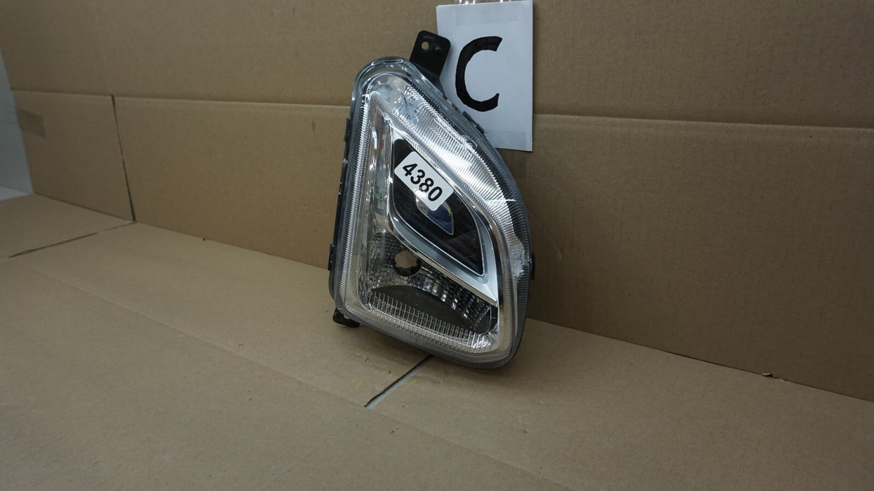 2018-2021 CHEVROLET EQUINOX FRONT RIGHT PASSENGER SIDE FOG LIGHT HALOGEN OEM