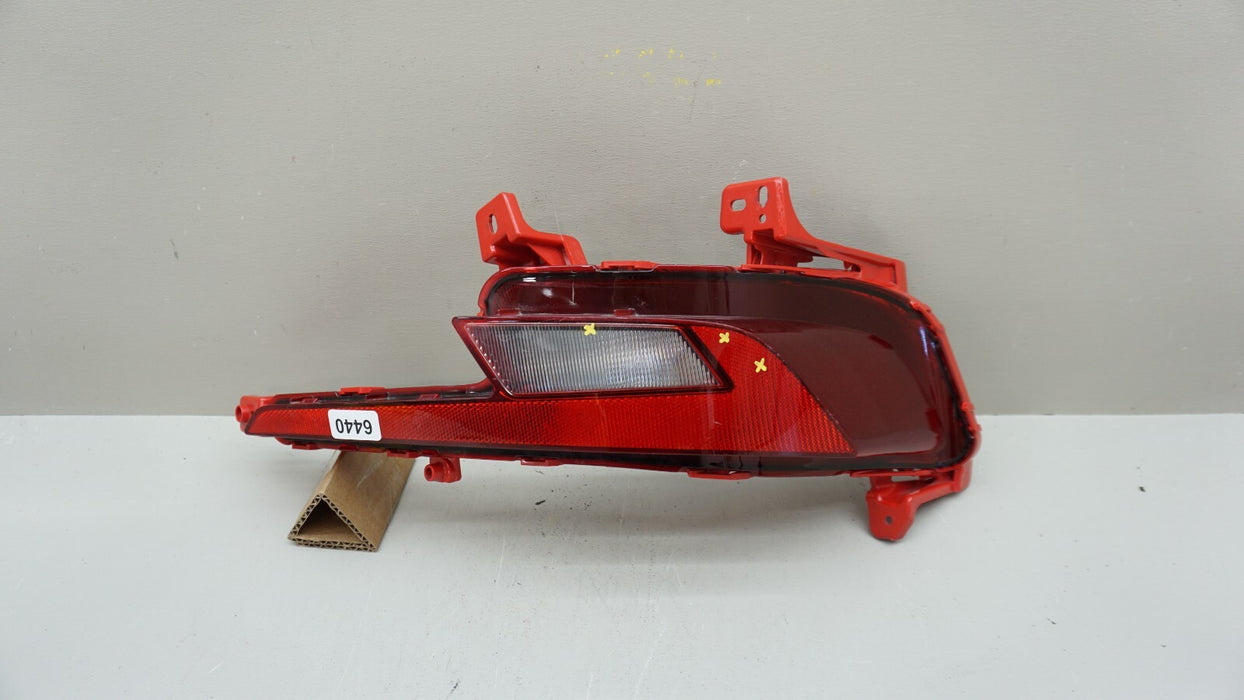 2019-2020 HYUNDAI ELANTRA REAR RH RIGHT PASSENGER SIDE BUMPER REFLECTOR OEM