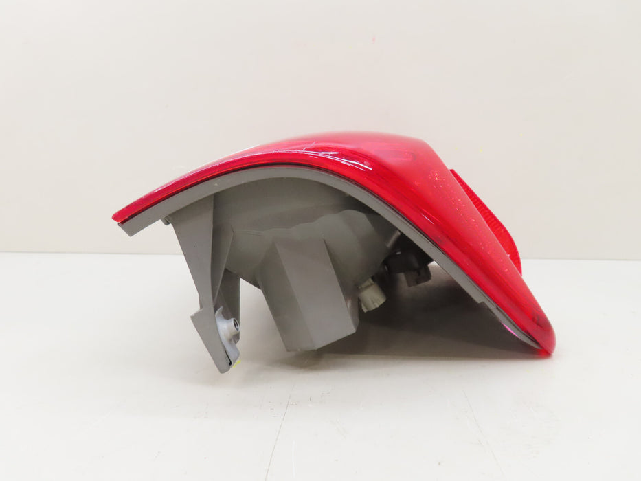 2014-2020 TOYOTA TUNDRA REAR LEFT DRIVER TAIL LIGHT HALOGEN OEM