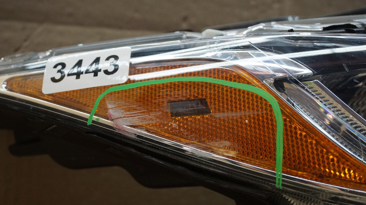 2019-2020 HONDA HR-V RH RIGHT PASSENGER SIDE HALOGEN HEADLIGHT OEM 19 20