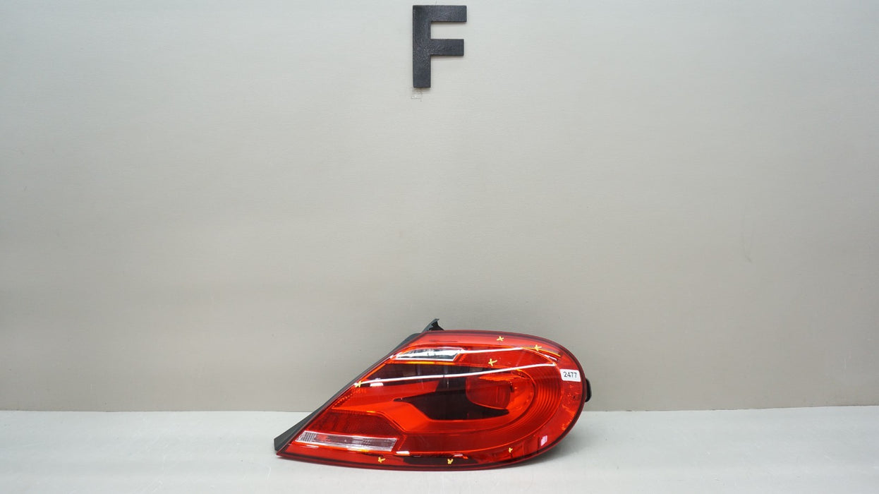 2012-2016 VOLKSWAGEN BETTLE REAR RIGHT PASSENGER SIDE TAIL LIGHT OEM