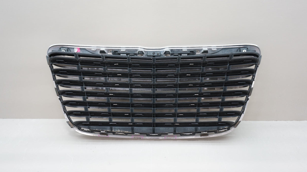 2011-2014 CHRYSLER 300 300C FRONT BUMPER RADIATOR CHROME GRILLE OEM