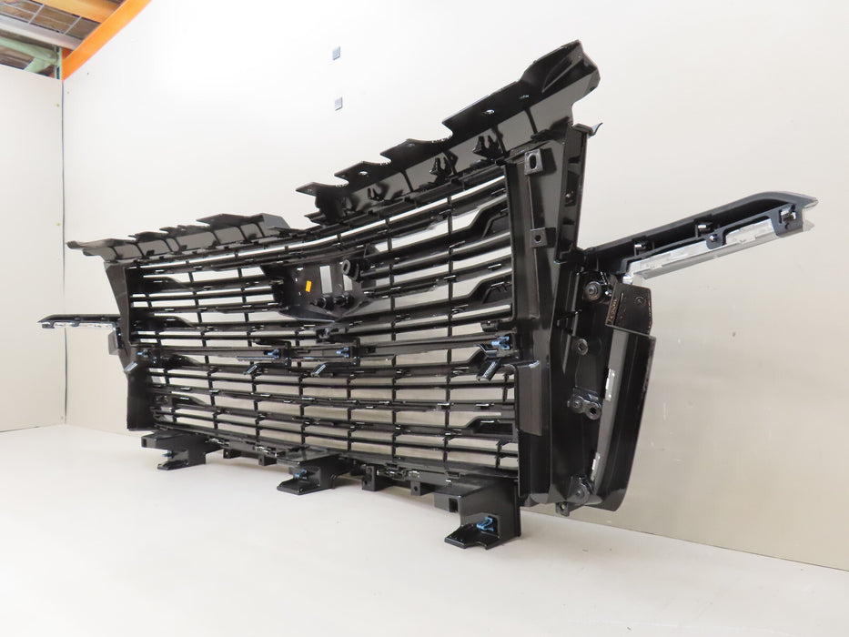 2021-2023 CADILLAC ESCALADE FRONT RADIATOR GRILL GRILLE W/O EMBLEM OEM 84830320
