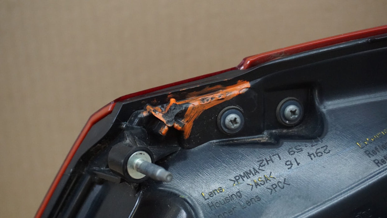 2016-2018 NISSAN ALTIMA REAR LEFT DRIVER SIDE TAIL LIGHT BRAKE LIGHT OEM