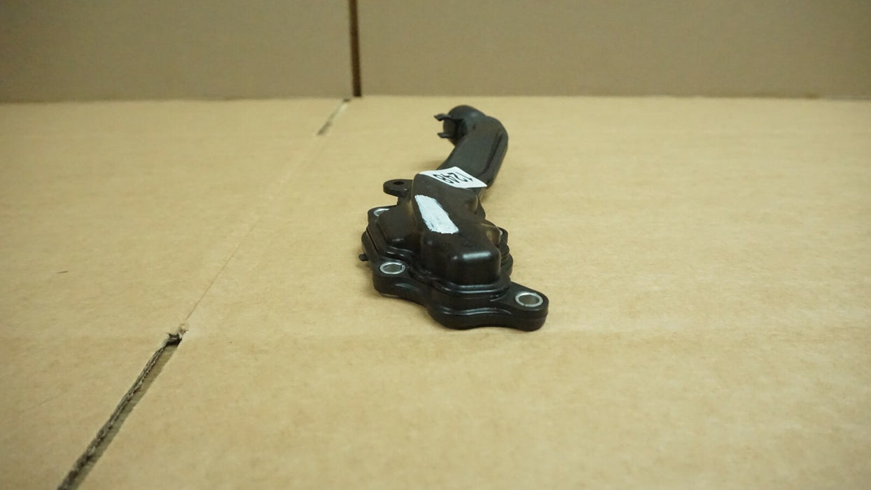 2016-2020 MERCEDES C63 AMG W205 LEFT SIDE HEAD CYLINDER BREATHER PIPE HOSE OEM