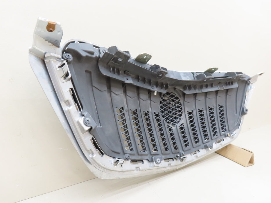 2013-2016 BUICK ENCORE FRONT BUMPER UPPER GRILL GRILLE OEM 95391793